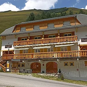 La Sapiniere Hotel
