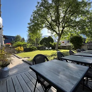  Couette-café La Sainthilarienne