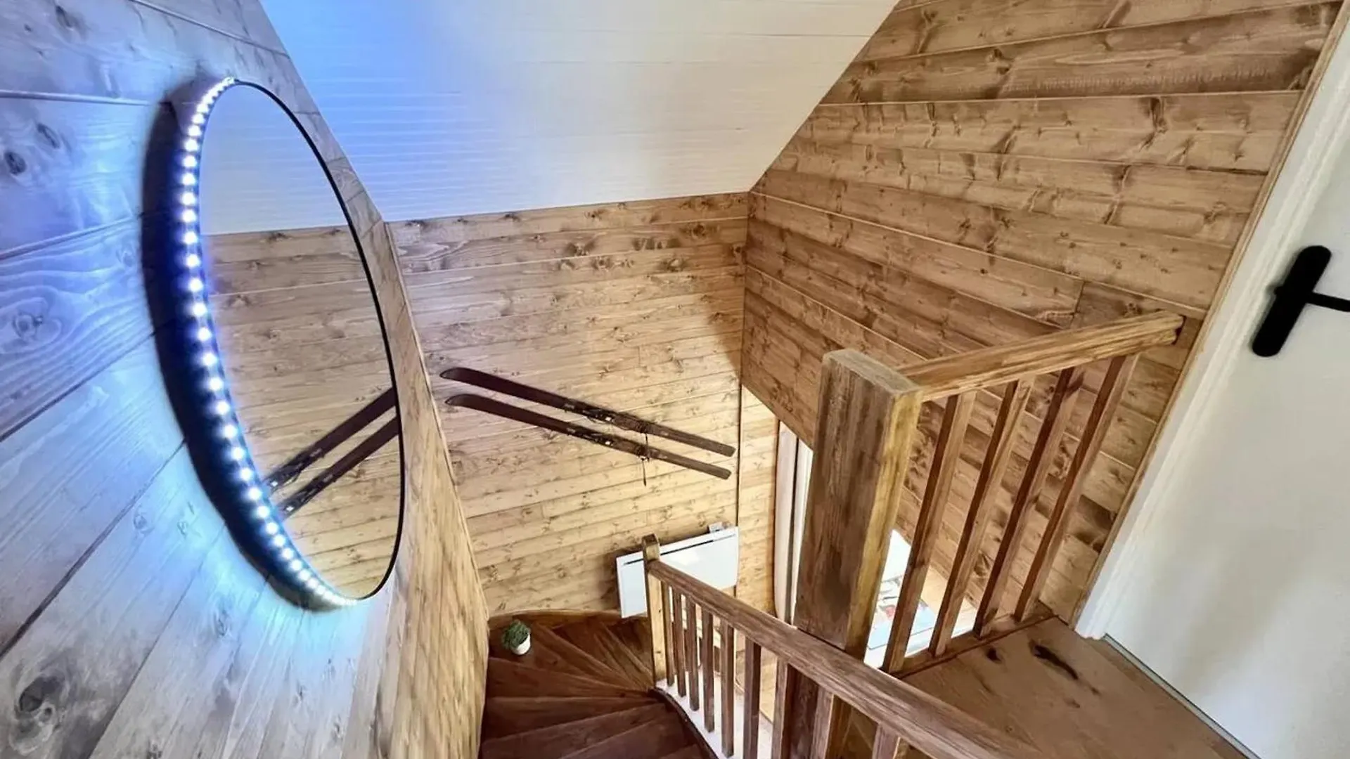 Chalet Charmant A Saint-Lary-Soulan Avec Cheminee
